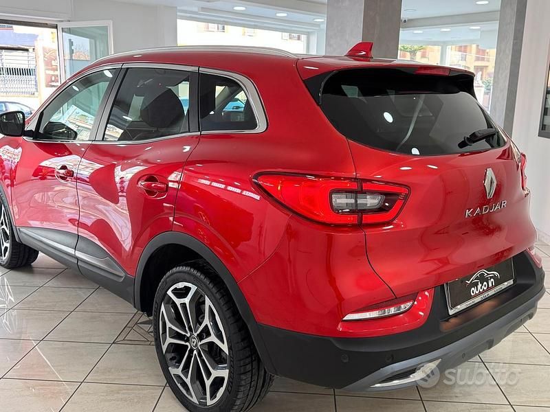 Usata Renault Kadjar Techno 115 CV (84 kW) 2022 Rosso SUV