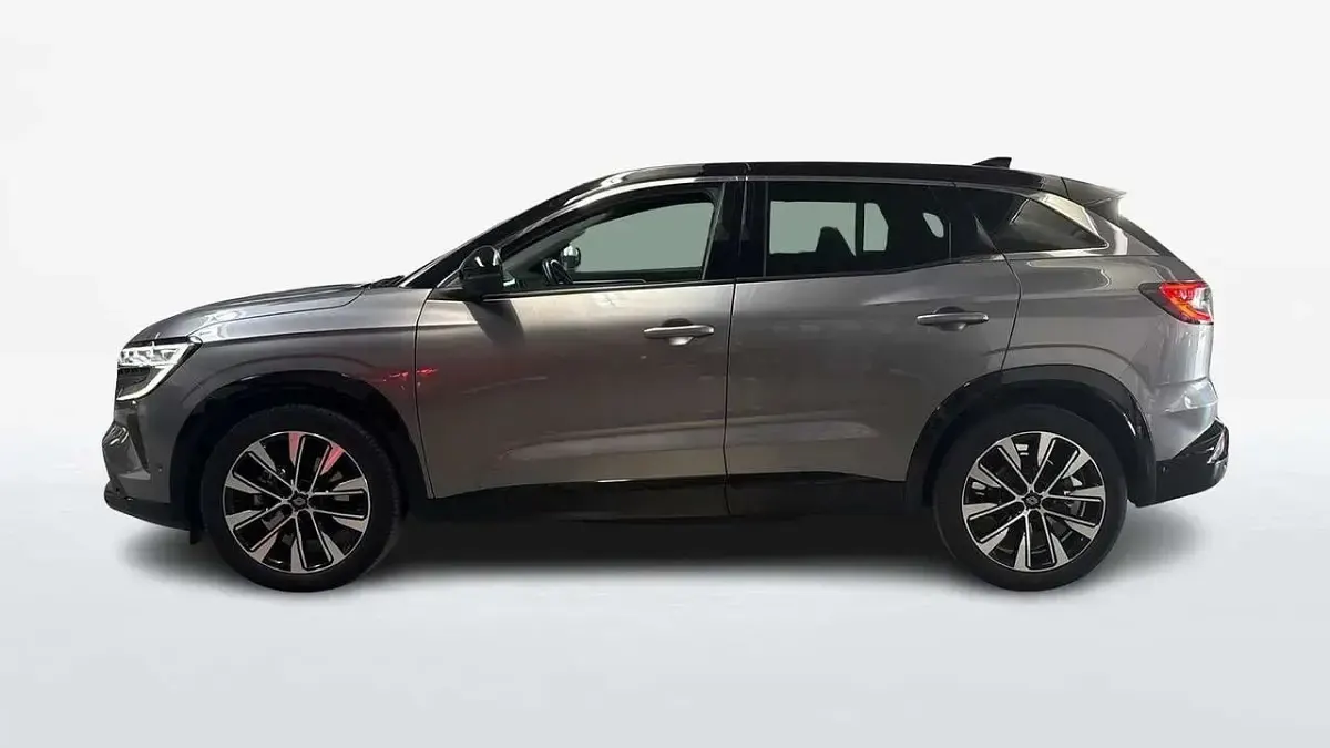 Usata Renault Austral Techno 199 CV (146 kW) 2023 Grigio SUV