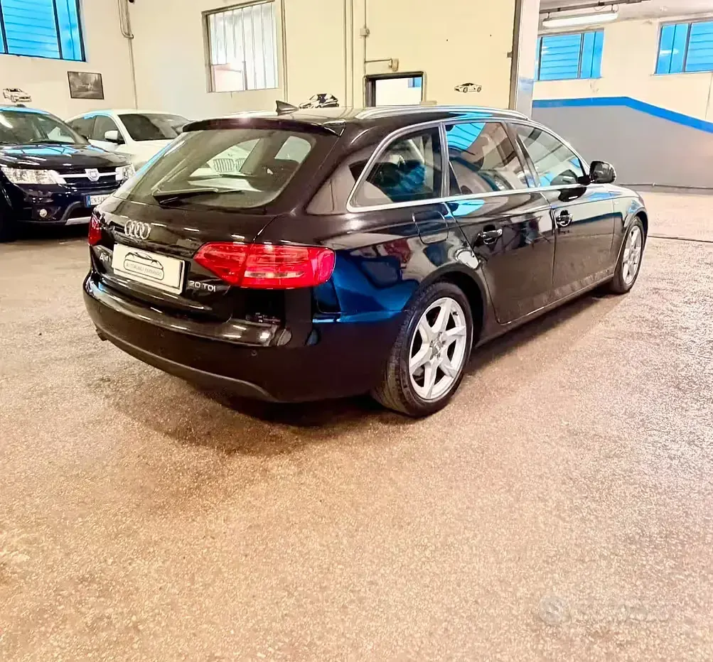Usata Audi A4 140 CV (102 kW) 2009 Nero Station wagon