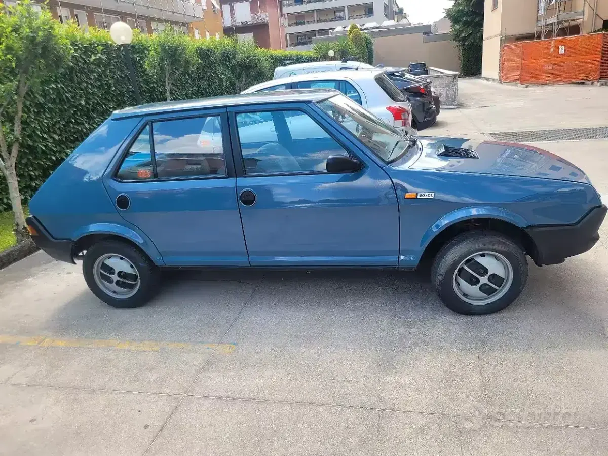 Usata Fiat Ritmo 60 CV (44 kW) 1980 Bluazzurro Berlina