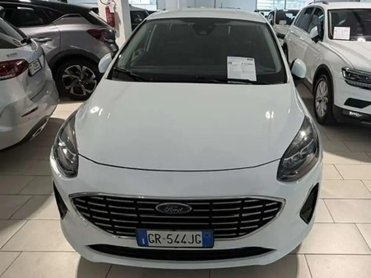 Usata Ford Fiesta Titanium 125 CV (91 kW) 2023 Bianco Utilitaria