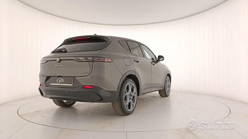 Usata Alfa Romeo Tonale Edizione Speciale 131 CV (96 kW) 2022 Grigio SUV