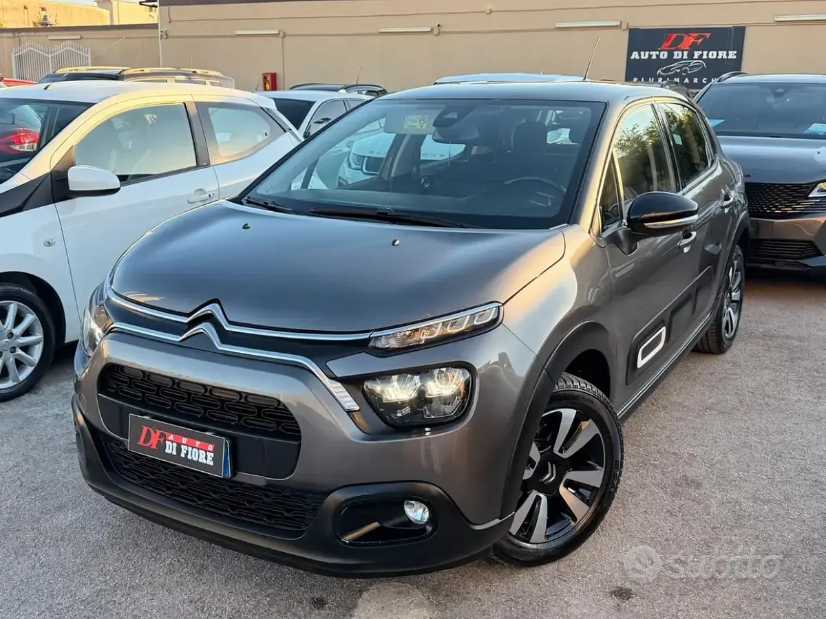 Usata Citroën C3 Shine 102 CV (75 kW) 2020 Grigio Utilitaria