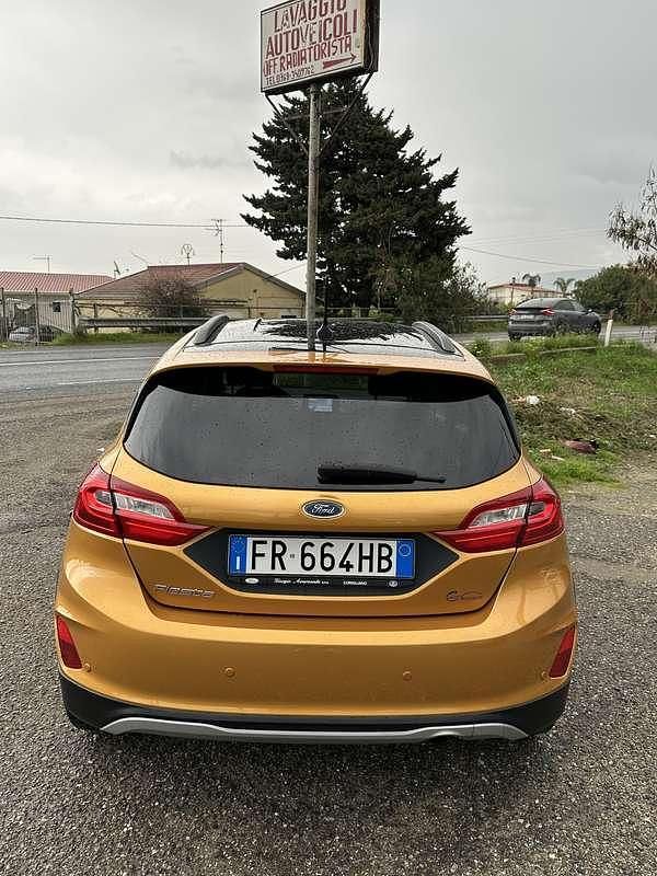 Usata Ford Fiesta 86 CV (63 kW) 2018 Utilitaria