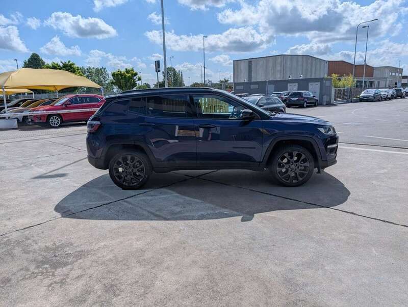 Usata Jeep Compass 240 CV (176 kW) 2020 Blu / metallizzato SUV