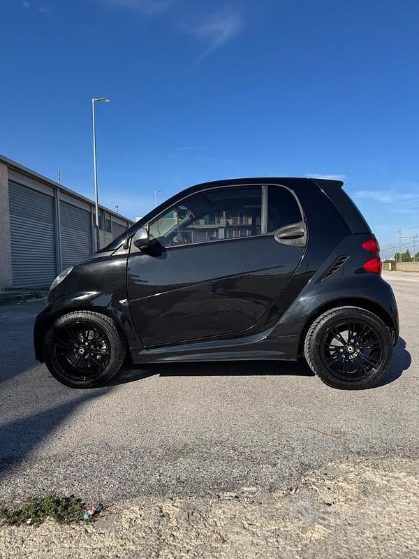 Nero Usata 2013 Smart ForTwo Coupé Coupé | 6500 € (Cara) - Immagine 1/4