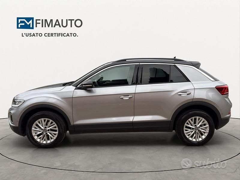 Usata VW T-Roc Style 150 CV (110 kW) 2023 Grigio SUV