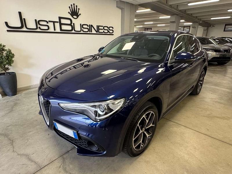 Second-hand Alfa Romeo Stelvio Business 210 CP (154 kW) 2019 Albastru SUV