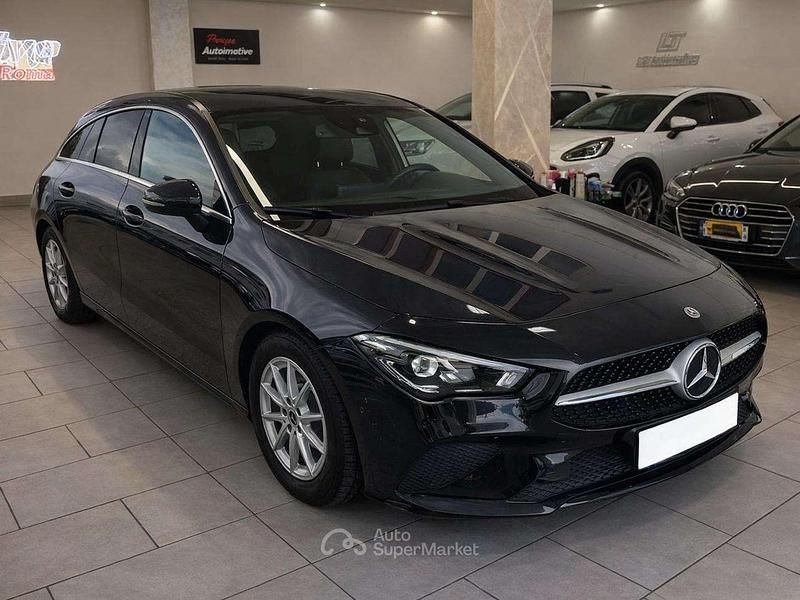 Usata Mercedes CLA200 Shooting Brake Business 150 CV (110 kW) 2021 Nero cosmo metallizzato Station wagon