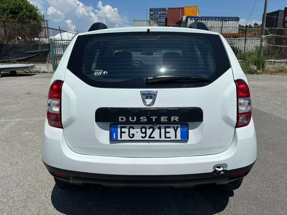 Usata Dacia Duster Black Shadow 109 CV (80 kW) 2016 Bianco SUV