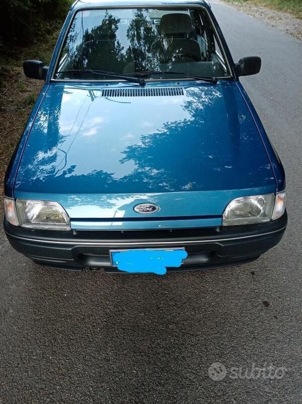 Usata Ford Escort 1986 Blu Berlina
