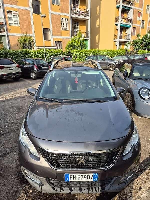 Usata Peugeot 2008 Access 82 CV (60 kW) 2017 Grigio SUV