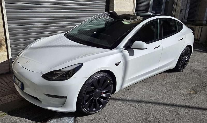 Usata Tesla Model 3 Performance 155 kW (211 CV) 2022 Bianco Berlina