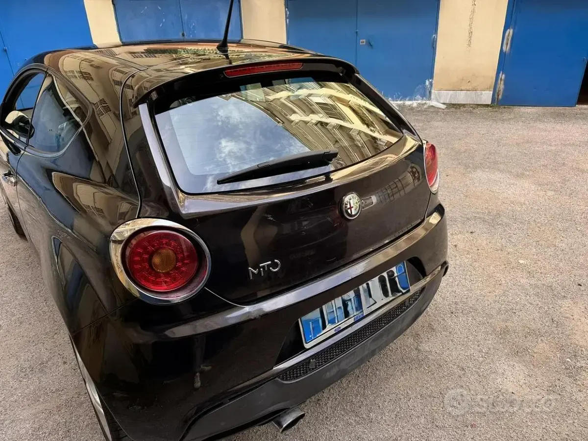 Usata Alfa Romeo MiTo 78 CV (57 kW) 2009 Nero Utilitaria
