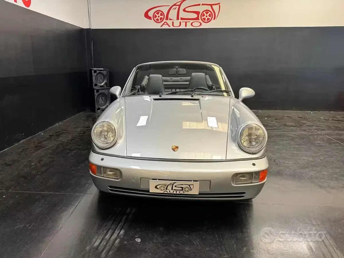 Usata Porsche 911 Carrera Cabriolet 250 CV (183 kW) 1991 Grigio Cabrio