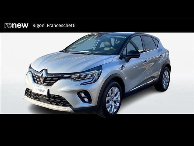 Usata Renault Captur Intens 160 CV (117 kW) 2021 Grigio chiaro SUV