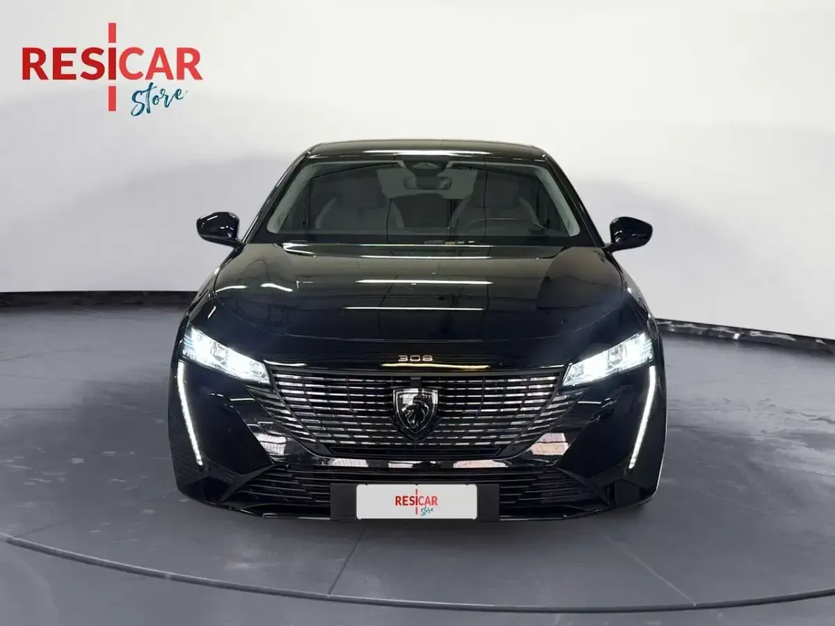 Usata Peugeot 308 Allure 131 CV (96 kW) 2022 Nero metallizzato Berlina