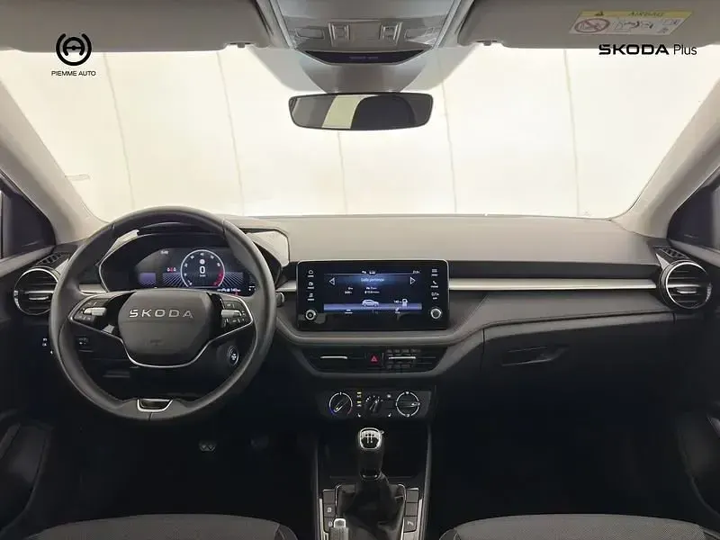 Usata Skoda Fabia 80 CV (58 kW) 2025 Argento tetto nero Utilitaria