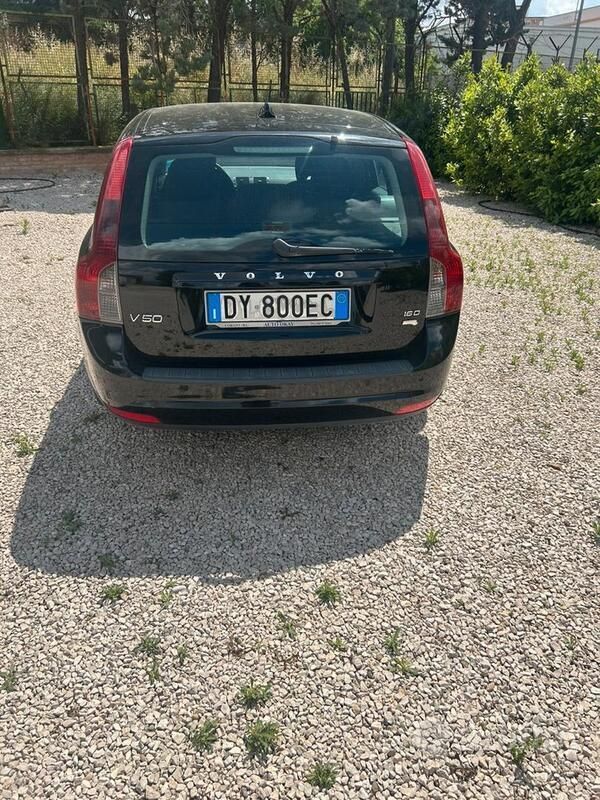 Usata Volvo V50 101 CV (74 kW) 2009 Nero Station wagon