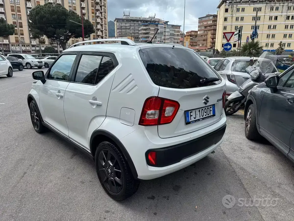 Usata Suzuki Ignis 90 CV (66 kW) 2017 Bianco SUV