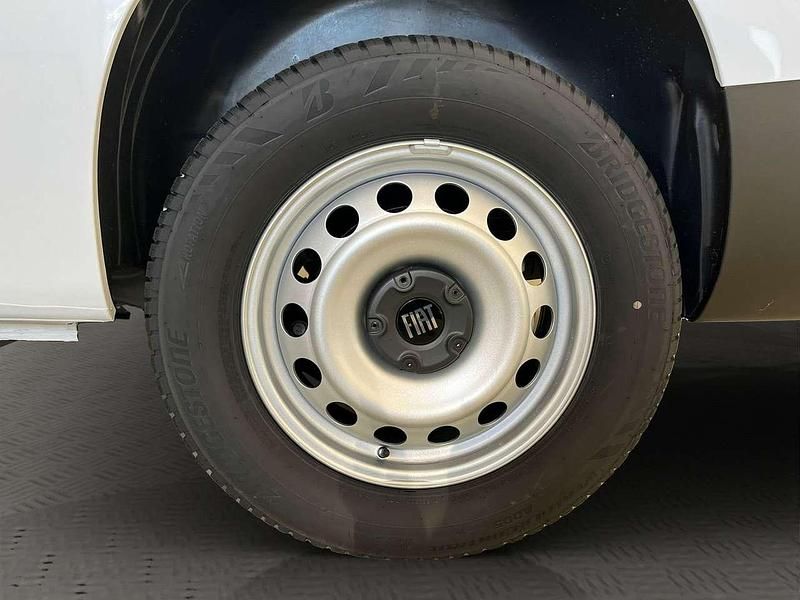 Nuova Fiat Doblò 102 CV (75 kW) 2025 Bianco Monovolume