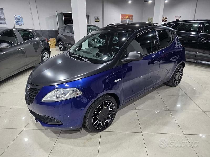 Usata Lancia Ypsilon S 95 CV (69 kW) 2014 Blu Utilitaria