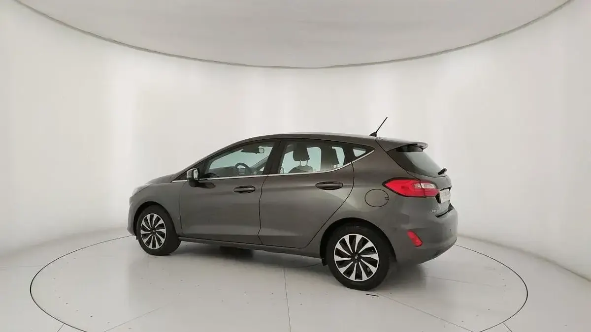 Second-hand Ford Fiesta Titanium 75 CP (55 kW) 2023 Gri Hatchback