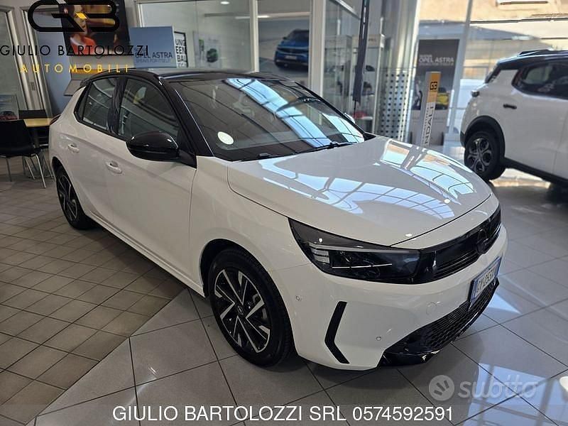 Usata Opel Corsa 101 CV (74 kW) 2025 Bianco Utilitaria