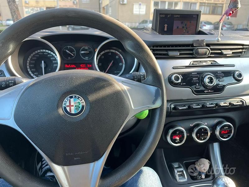 Usata Alfa Romeo Giulietta 105 CV (77 kW) 2011 Utilitaria