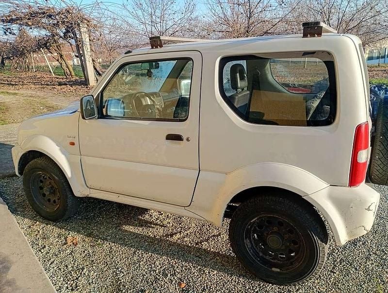 Usata Suzuki Jimny 86 CV (63 kW) 2005 SUV