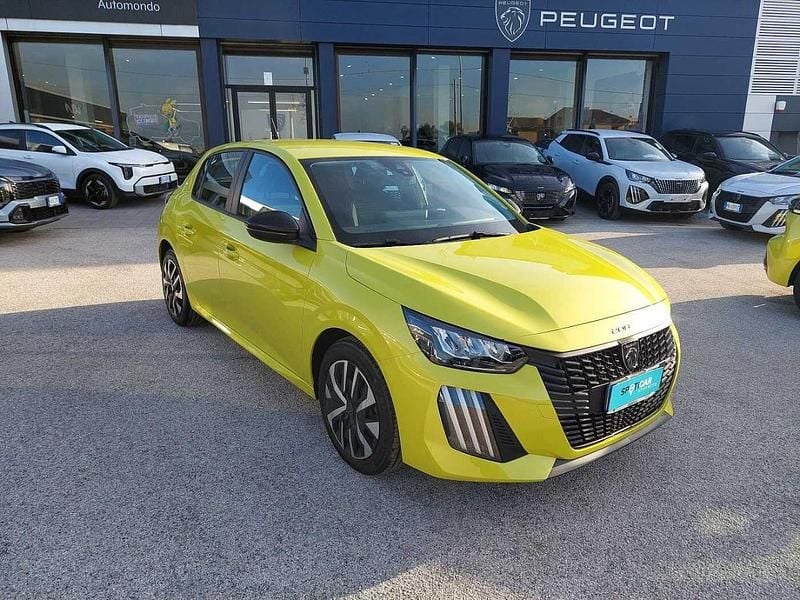 Giallo Usata 2025 Peugeot 208 Style Due volumi | 15.900 € (Buon prezzo) - Immagine 1/4