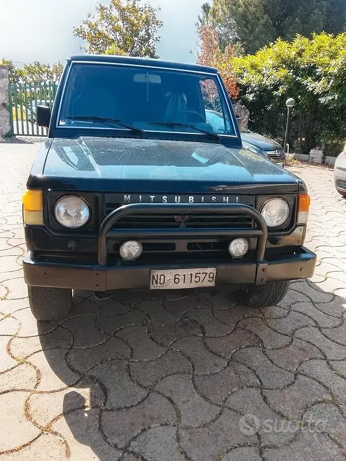 Usata Mitsubishi Pajero 1988 Nero SUV