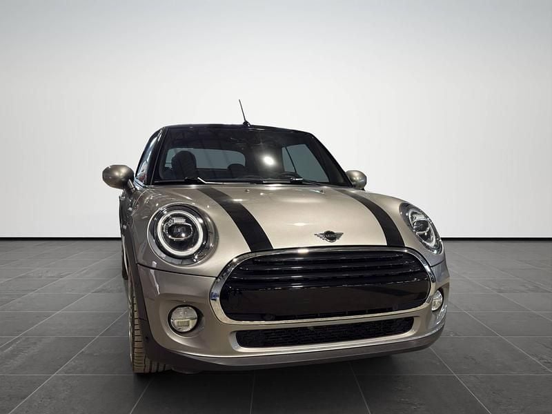 Usata Mini Cooper D Cabriolet Hype 116 CV (85 kW) 2018 Grigio met. Cabrio