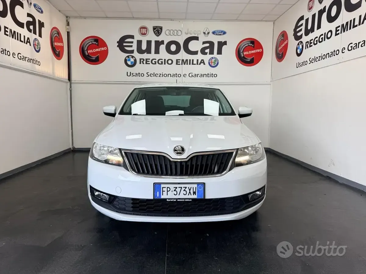 Usata Skoda Rapid Executive 90 CV (66 kW) 2018 Bianco Utilitaria