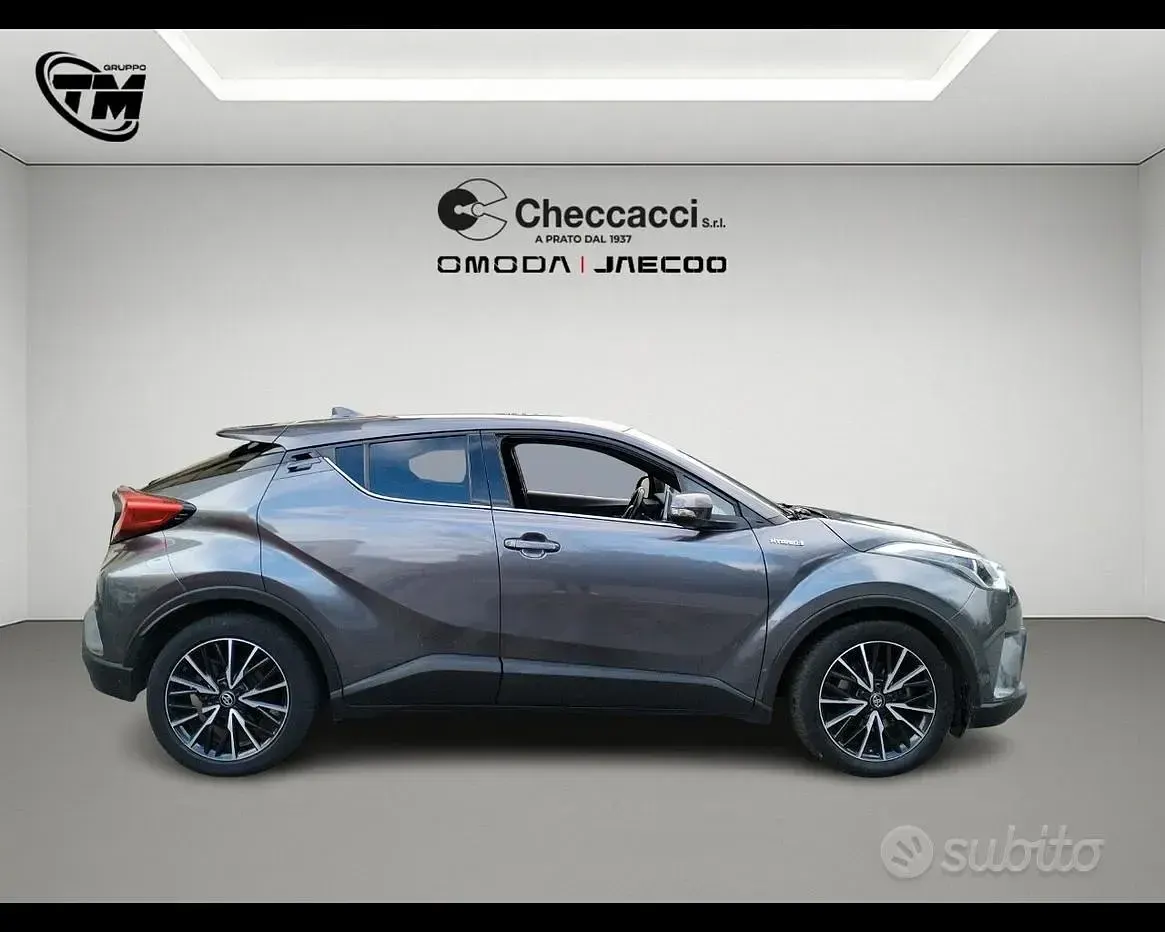 Usata Toyota C-HR Team 122 CV (89 kW) 2018 Grigio SUV