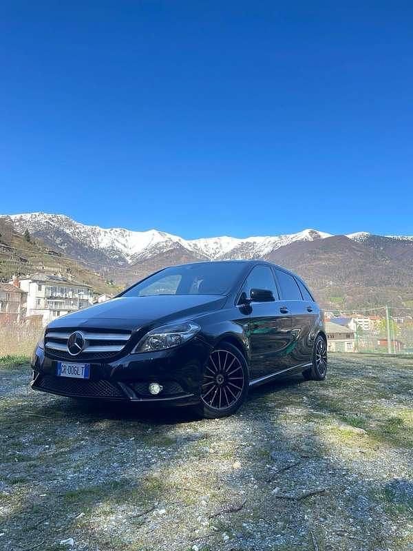 Usata Mercedes B180 Premium 109 CV (80 kW) 2012 Monovolume