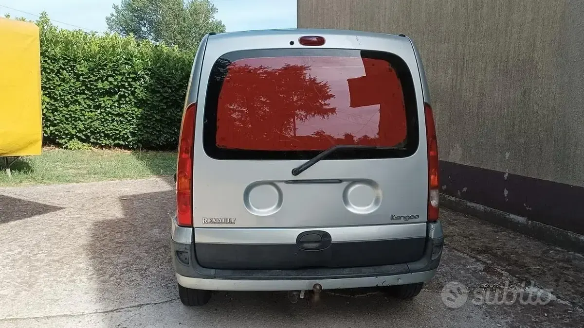 Usata Renault Kangoo 82 CV (60 kW) 2004 Monovolume