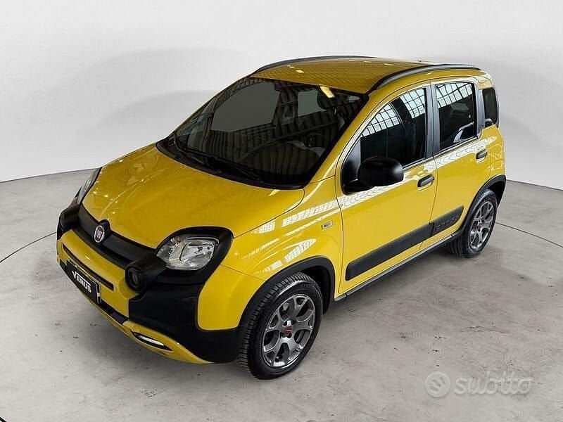 Usata Fiat Panda City Life 70 CV (51 kW) 2021 Giallo Utilitaria