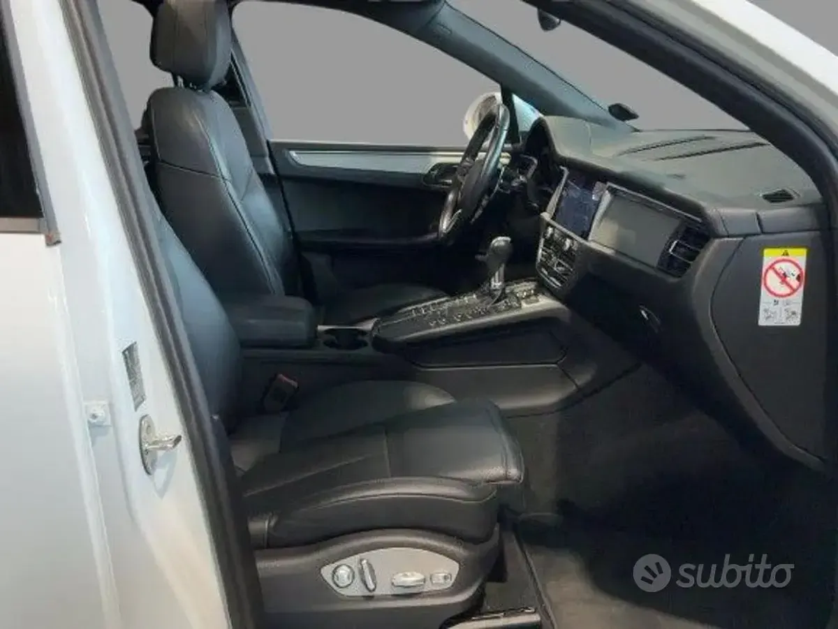 Usata Porsche Macan 245 CV (180 kW) 2021 Bianco SUV