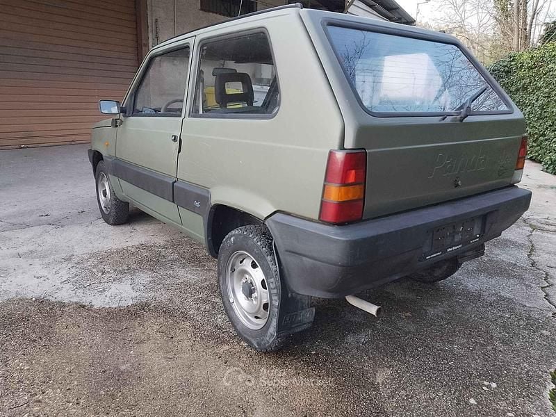 Usata Fiat Panda 4x4 54 CV (39 kW) 2002 Verde Utilitaria