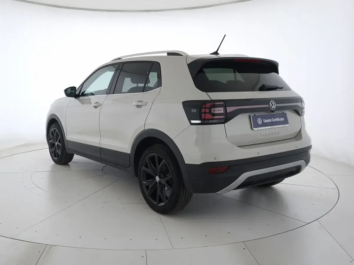 Usata VW T-Cross Advance 150 CV (110 kW) 2023 Ascot grey SUV