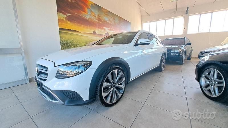Usata Mercedes E220 194 CV (142 kW) 2019 Bianco Station wagon
