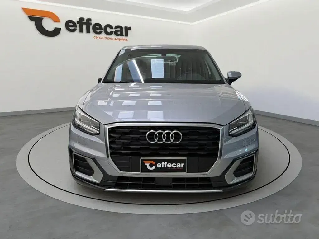 Usata Audi Q2 S-Line 116 CV (85 kW) 2018 Argento SUV