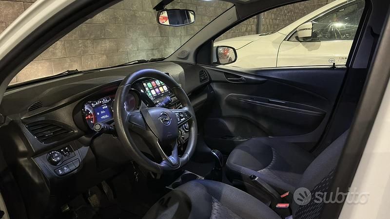 Usata Opel Karl Rocks 73 CV (53 kW) 2018 Bianco Utilitaria