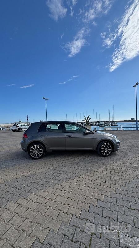Usata VW Golf VII 105 CV (77 kW) 2013 Berlina