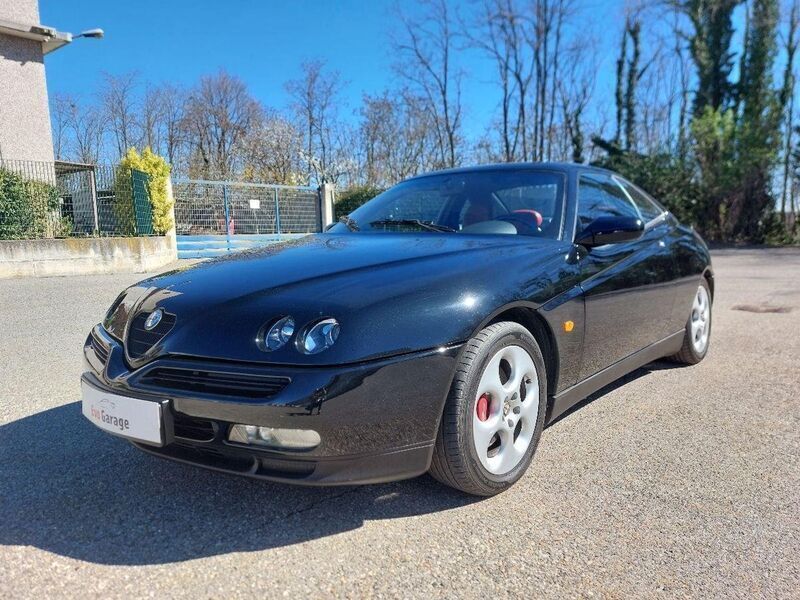 Usato 1996 Alfa Romeo Alfetta GT/GTV 3.0 Benzin 223 CV (15.900 €)