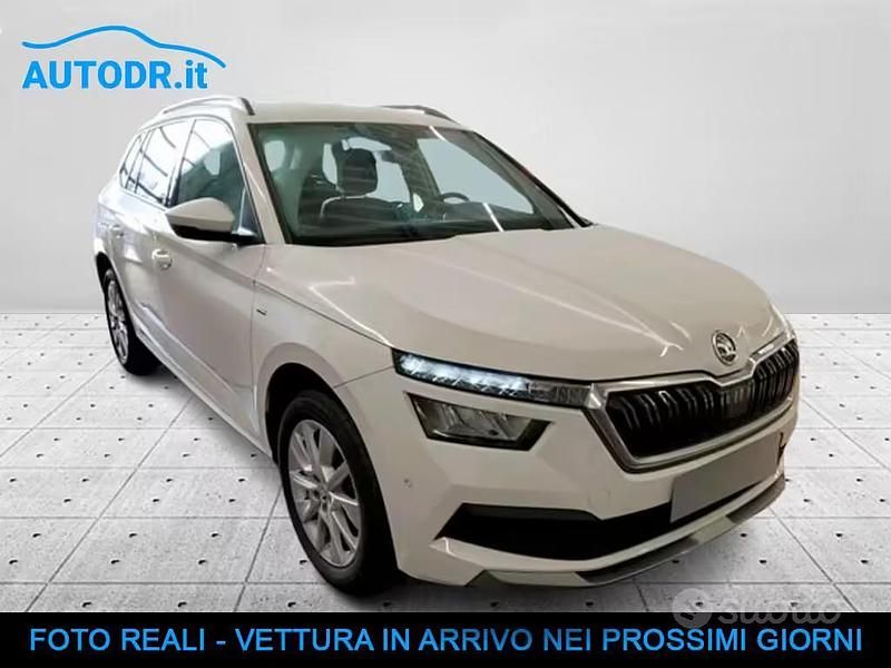 Usata Skoda Kamiq Clever 90 CV (66 kW) 2021 Bianco SUV