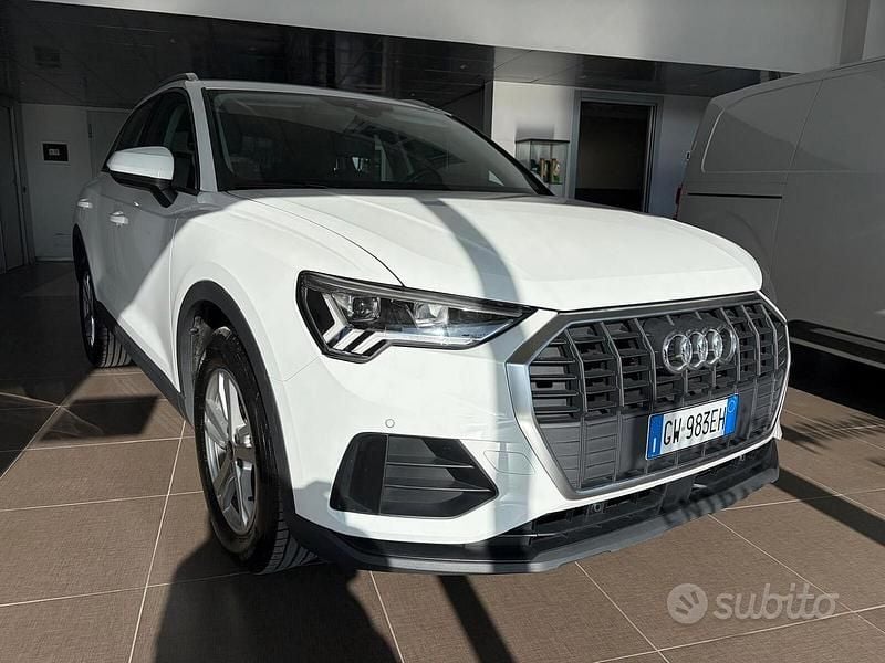Bianco Usata 2024 Audi Q3 Advanced SUV | 36.900 € (Ottimo prezzo) - Immagine 1/4