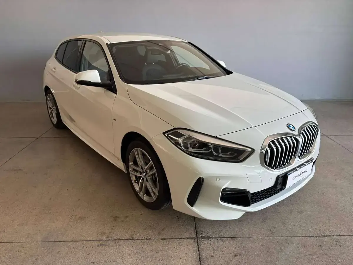 Usata BMW 118 M Sport 150 CV (110 kW) 2024 Bianco Utilitaria
