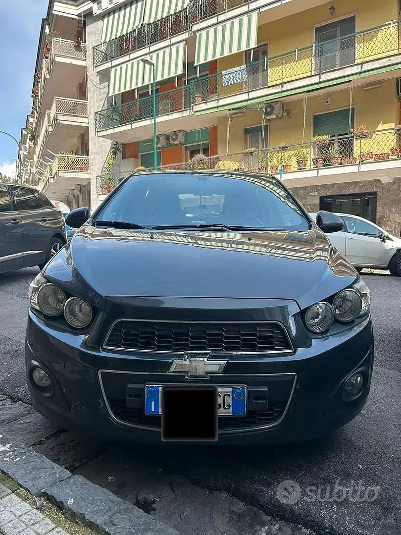 Usata Chevrolet Aveo 86 CV (63 kW) 2013 Nero Berlina